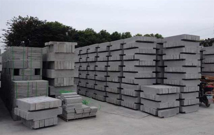 ·��ʯ����